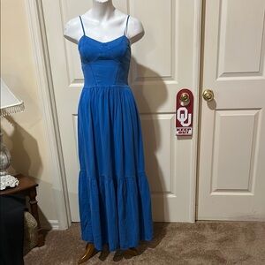 Young Fabulous & Broke Blue Sleeveless Tiered Maxi Dress. Smocked back. Medium